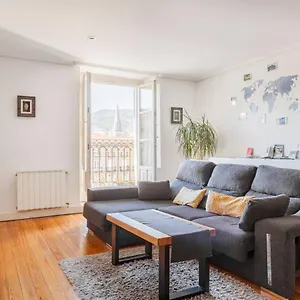 Habitación en casa particular Plaza Nueva, Bilbao